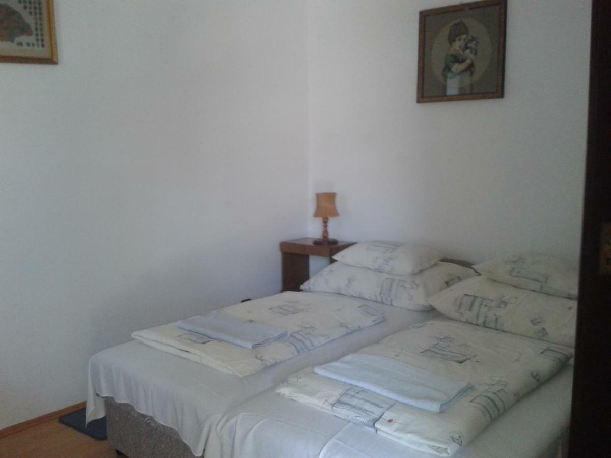 Sarkadi Apartman Hajdúszoboszló Exteriör bild
