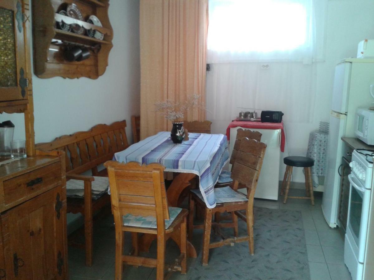 Sarkadi Apartman Hajdúszoboszló Exteriör bild