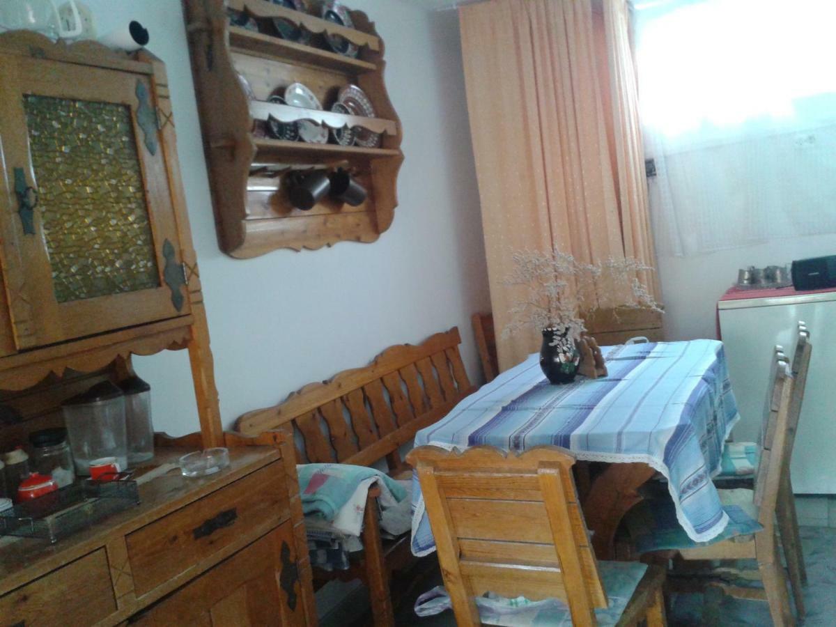 Sarkadi Apartman Hajdúszoboszló Exteriör bild